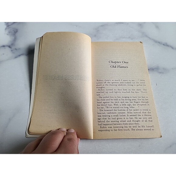 Guiding Light Restless Hearts Paperback - Picture 5 of 10